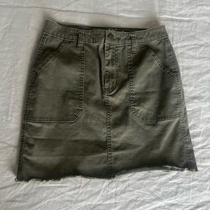 Olive green skirt with front and back pockets